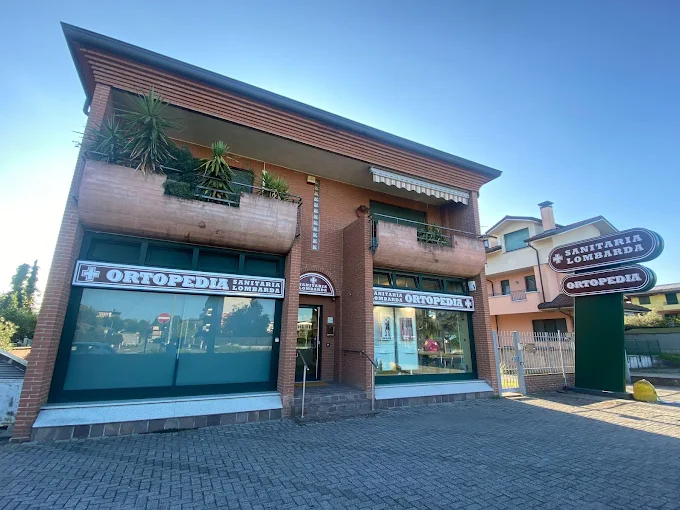 Sede Lainate Sanitaria Lombarda - Esterno negozio prodotti ortopedici Via Rho